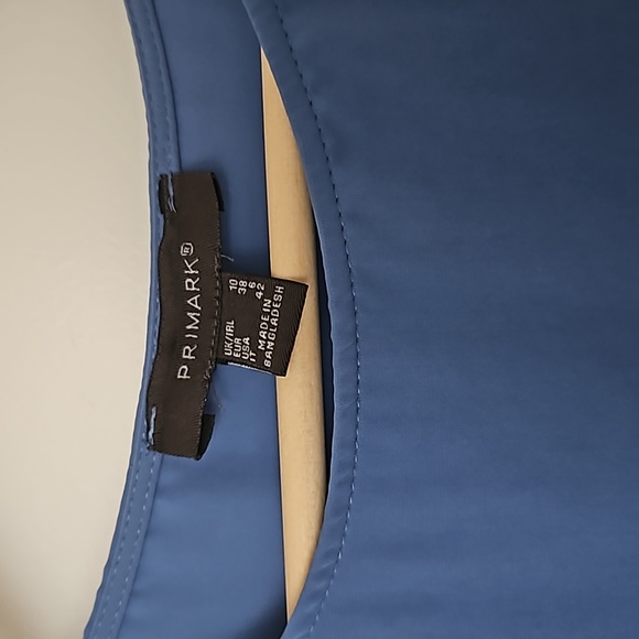 π 3/$10 Primark Blue Sleeveless Shirt - Picture 2 of 2